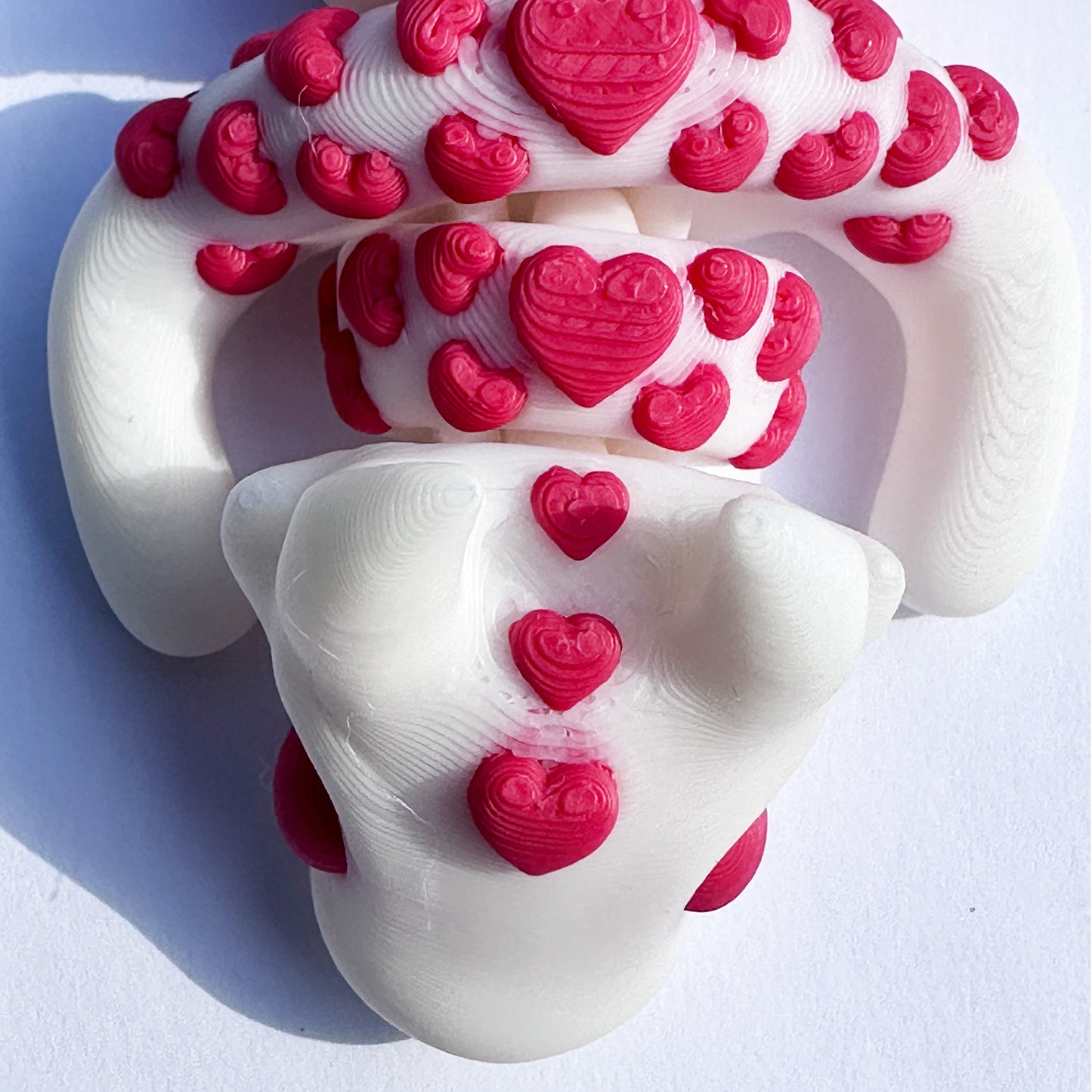 Zou3d White and Red Heart Dragon Key chain