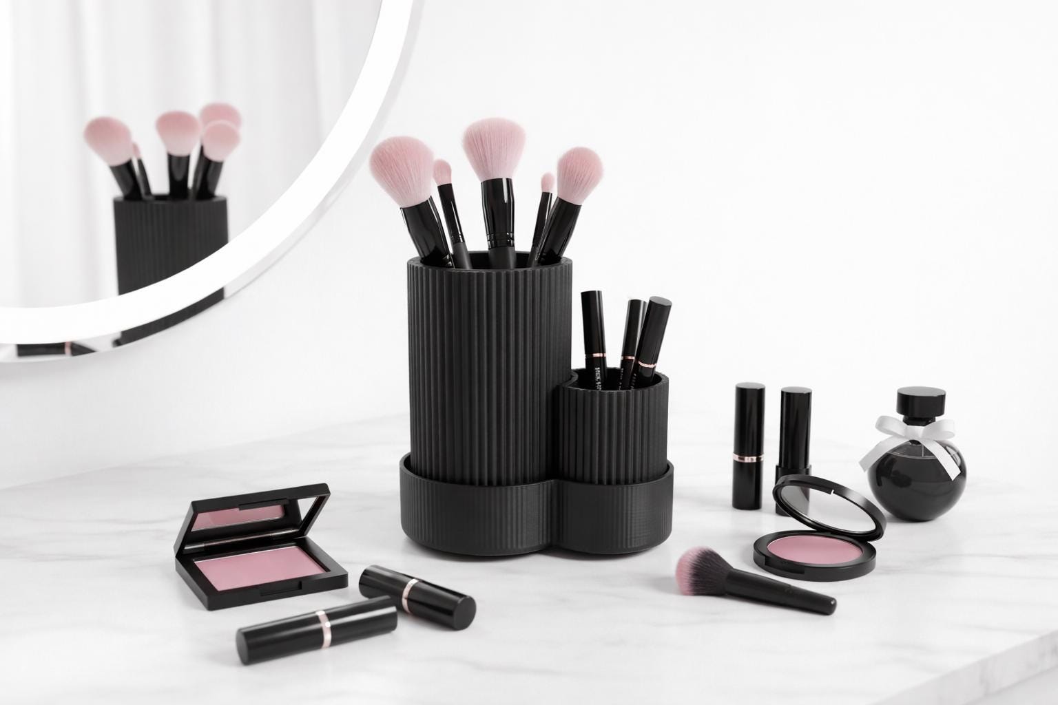 Modern Ribbed Bathroom Organizer | Minimalist Toothbrush & Makeup Brush Holder