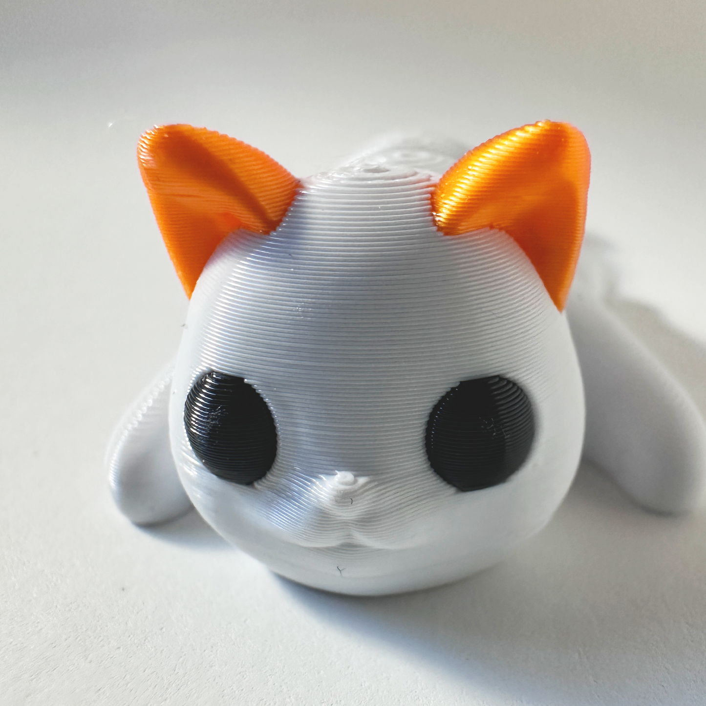 Mini Zou3d White cat with Orange Ears